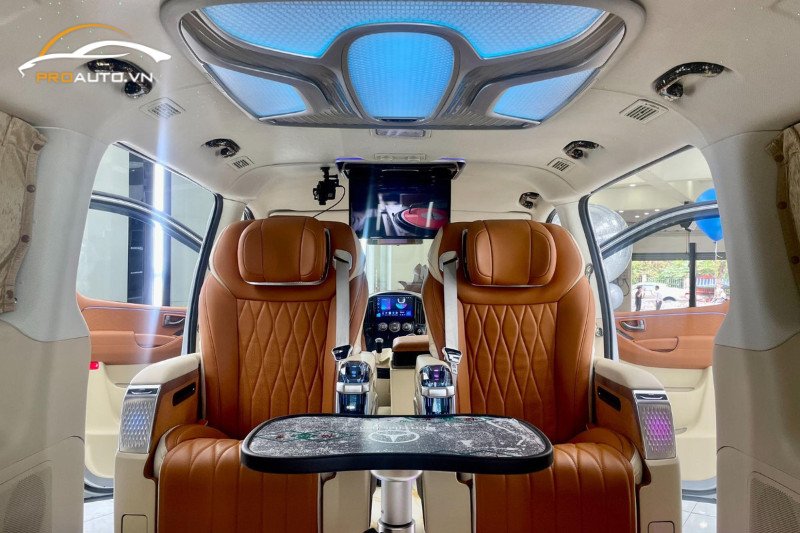 Ảnh mô tả việc cân nhắc có nên độ limousine xe Hyundai Santafe 2025