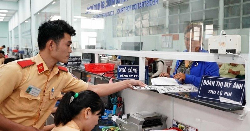 Địa điểm đăng ký bấm biển số xe ô tô tại TP. HCM thuận tiện cho người dân