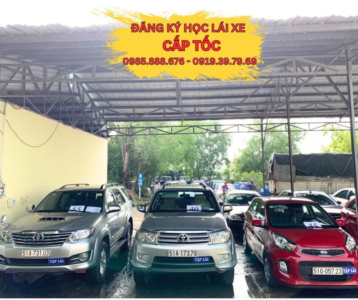 Xe Thá»±c HÃ nh Táº­p LÃ¡i Äá»i Má»›i – TrÆ°á»ng dáº¡y lÃ¡i xe Quáº­n 2