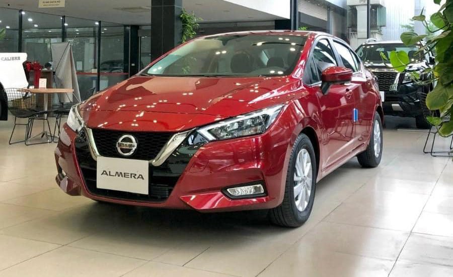 Xe Ô Tô Nissan Cũ: Giá Bán & Kinh Nghiệm Chọn Mua