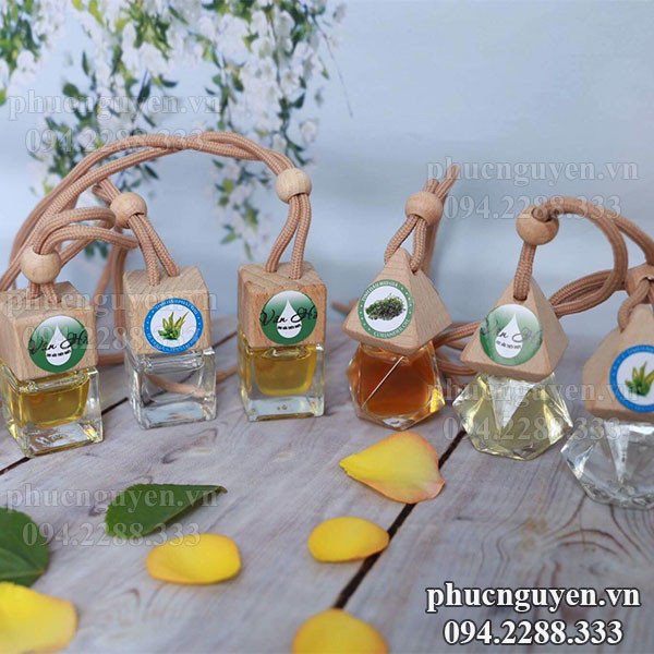 Lọ đựng tinh dầu treo xe ô tô bằng thủy tinh cao cấp