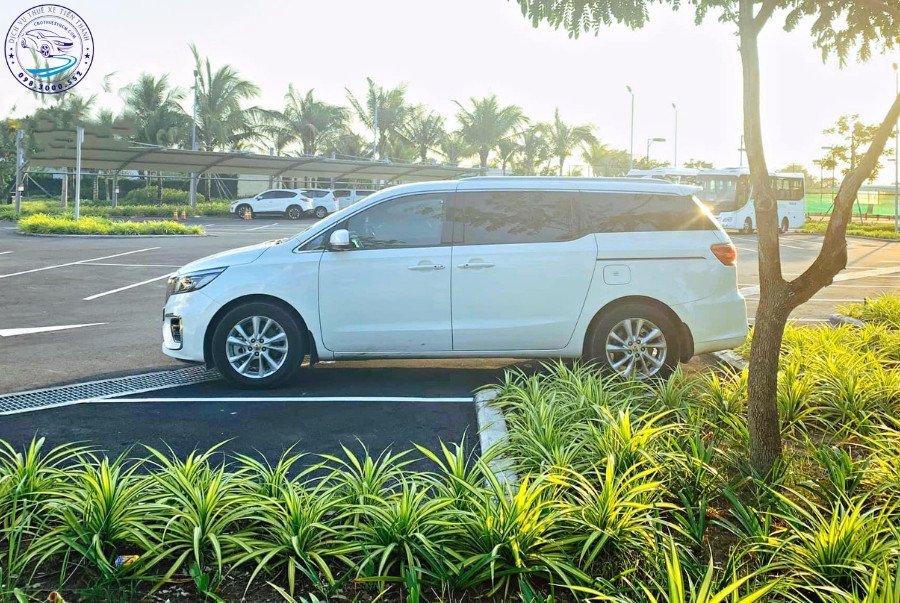Thuê xe ô tô đi 1 ngày trong Sài Gòn cho chuyến công tác tiện lợi