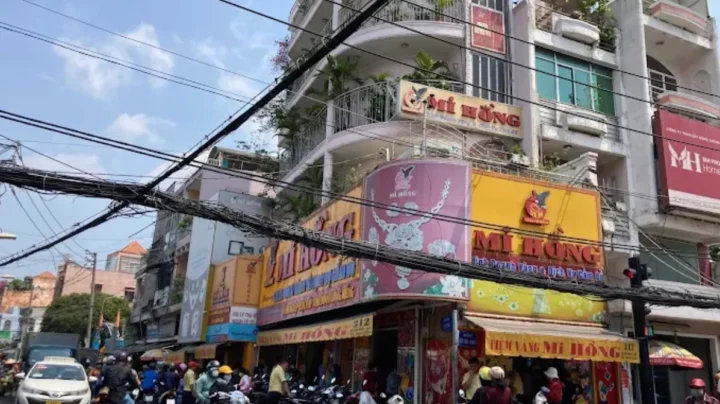 Bảng giá vàng tại cửa hàng Mi Hồng