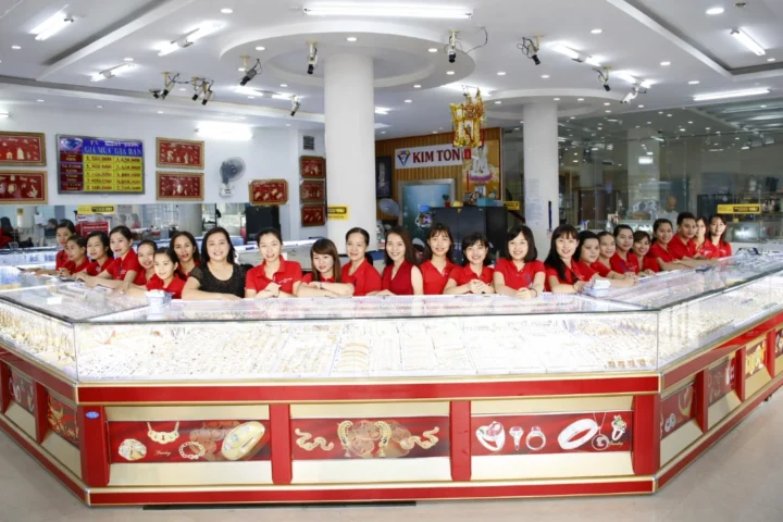 Biểu đồ so sánh giá vàng mua và bán ra tại Kim Tôn qua các tháng