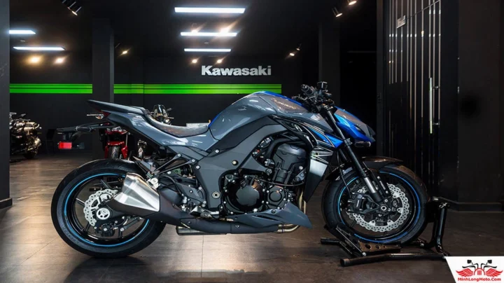 Cận cảnh động cơ Kawasaki Z1000