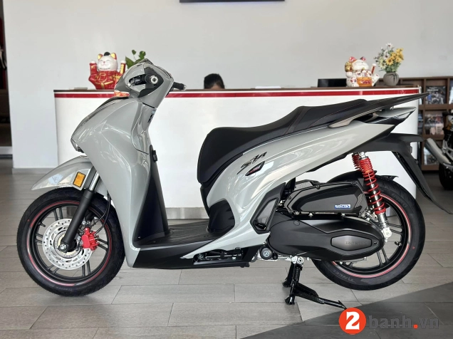 Chiều cao yên SH 350i: Thông số và ảnh hưởng đến người lái chieu-cao-yen-sh-350i-thong-so-va-anh-huong-en-nguoi-lai_367