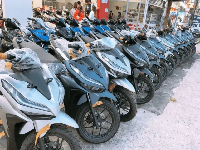 Cửa hàng xe máy tại Bình Dương