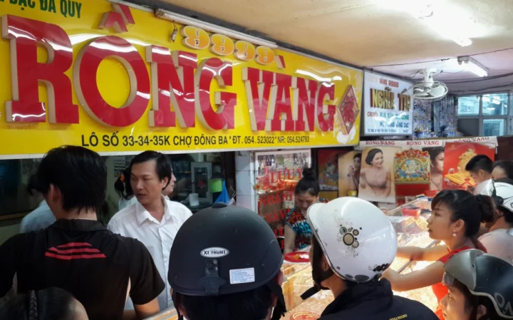 gia-vang-9999-rong-vang-hue-hom-nay-cap-nhat-2026_206