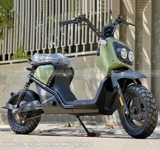 Honda Zoomer 125cc thiết kế khung sườn lộ thiên