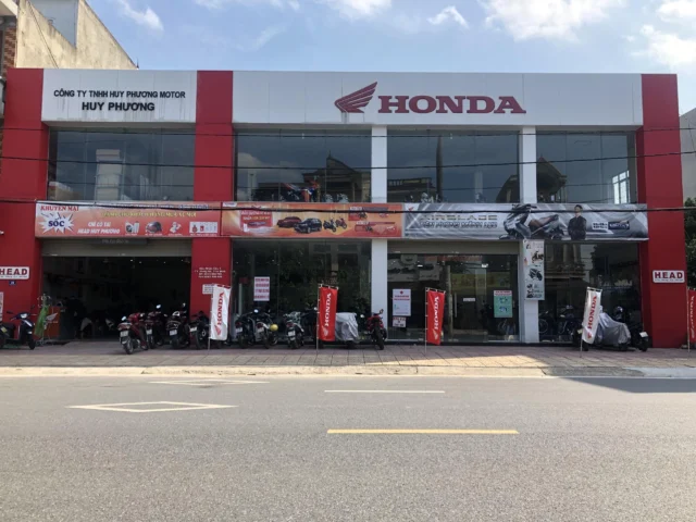 Khu vực bảo dưỡng hiện đại tại Head Honda
