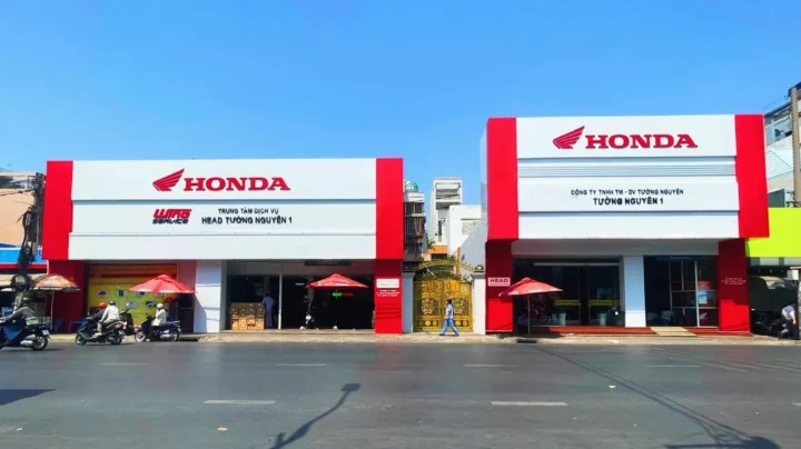 Nhân viên tư vấn tại Head Honda Tường Nguyên
