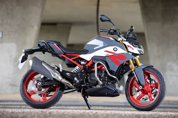 Động cơ BMW G310R mạnh mẽ và linh hoạt