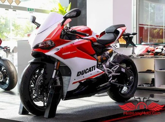 Thiết kế thể thao của Ducati 959