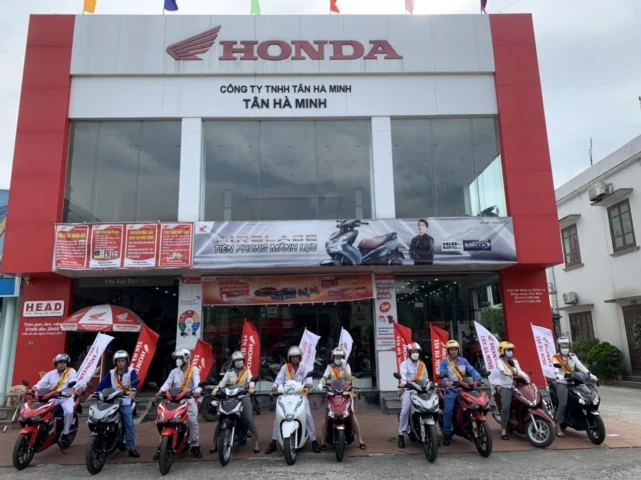 Tư vấn viên chuyên nghiệp tại Head Honda