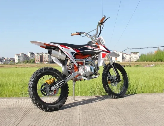 Xe Máy Leo Núi 2026: Khám Phá Giới Hạn Địa Hình Xe máy địa hình 125cc phong cách motocross