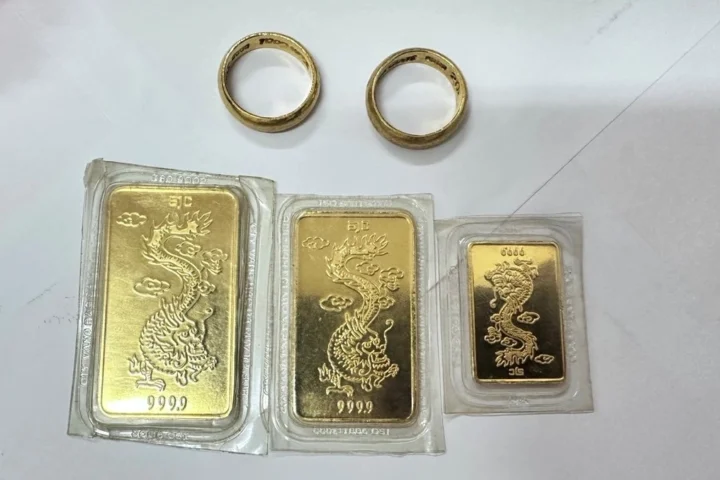 Biểu đồ giá vàng 2 cây biến động