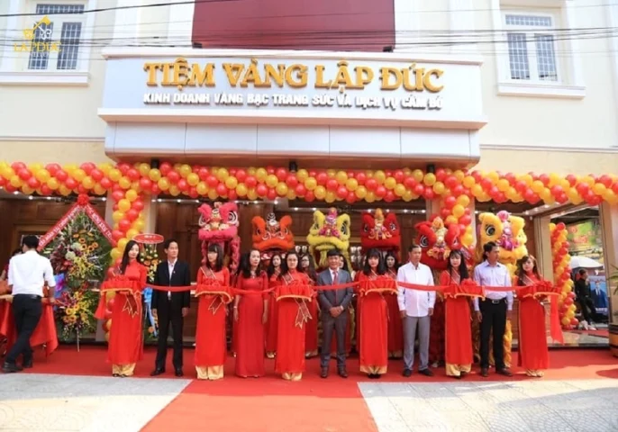 Các mẫu trang sức vàng tinh xảo tại Tiệm Vàng Lập Đức