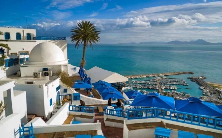 Tunisia là nước nào? Khám phá Vùng đất Địa Trung Hải huyền bí Cảnh quan đường phố Tunisia