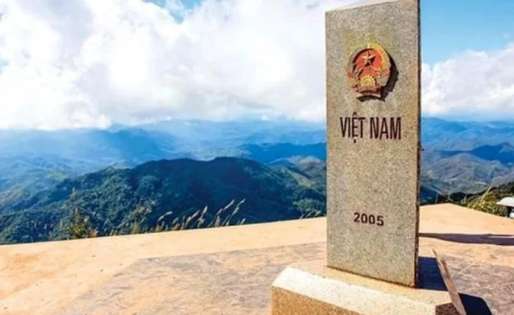 Điểm Cực Tây Nước Ta Thuộc Tỉnh Nào? Khám Phá Mốc Giới Vô Giá Con đường dẫn đến điểm cực tây Việt Nam