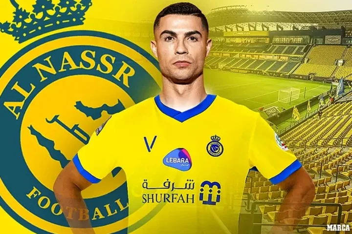 Ronaldo Ở Nước Nào? Hành Trình Vươn Tầm Cầu Thủ Vĩ Đại Nhất Thế Giới Cristiano Ronaldo ăn mừng bàn thắng