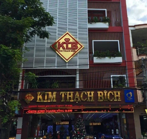 gia-vang-kim-thach-bich-phu-yen-hom-nay-2026-du-bao-va-phan-_629