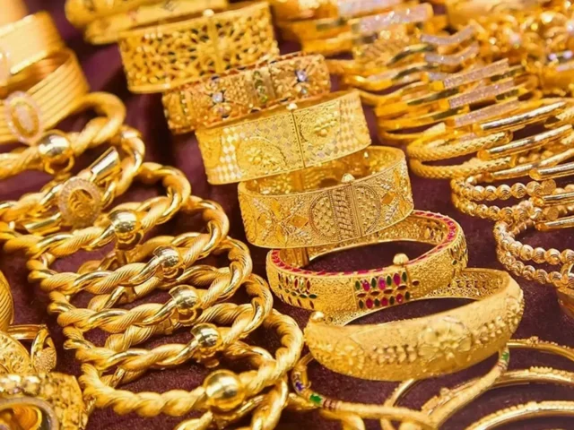 Vàng 610 Giá Bao Nhiêu 1 Chỉ? Cập Nhật Mới Nhất 2026 Hình ảnh minh họa trang sức vàng 18K