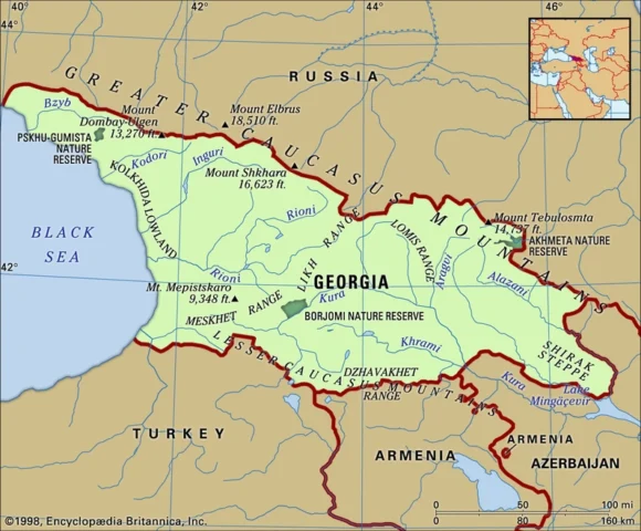 Georgia Là Nước Nào? Khám Phá Xứ Sở Cổ Đại Tuyệt Đẹp Kiến trúc nhà thờ cổ kính ở Georgia