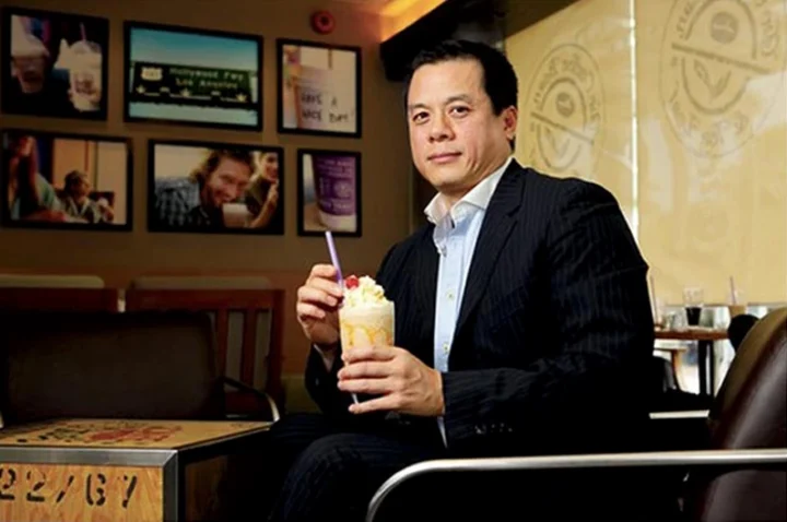 Ly cà phê Highlands Coffee hấp dẫn