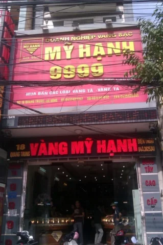 Mẫu trang sức vàng tinh xảo của Mỹ Hạnh