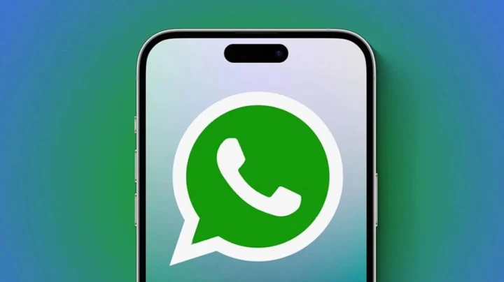 Người dùng sử dụng WhatsApp trên nhiều thiết bị