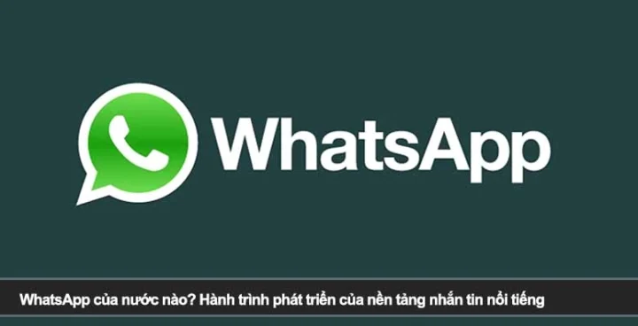 Nhóm bạn trẻ sử dụng điện thoại thông minh để nhắn tin qua WhatsApp