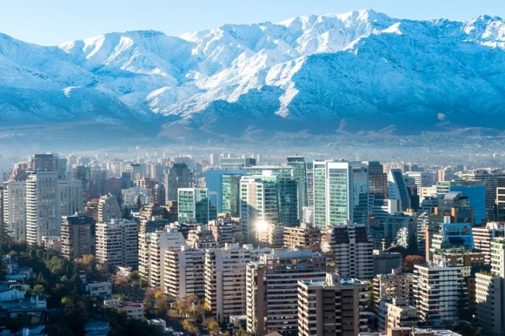 Santiago Là Thủ Đô Của Nước Nào? Khám Phá Chi Tiết! Thành phố Santiago, Chile về đêm