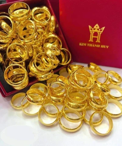 Trang sức vàng Kim Thành Huy làm quà tặng