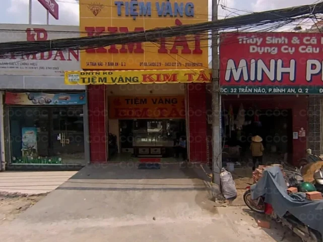 Trang sức vàng tinh xảo tại tiệm vàng Kim Tài