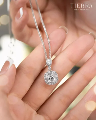 Vàng Trắng 18K: Định Nghĩa, Giá Trị & Hướng Dẫn Chọn Mua 2026 Trang sức vàng trắng 18K tinh xảo