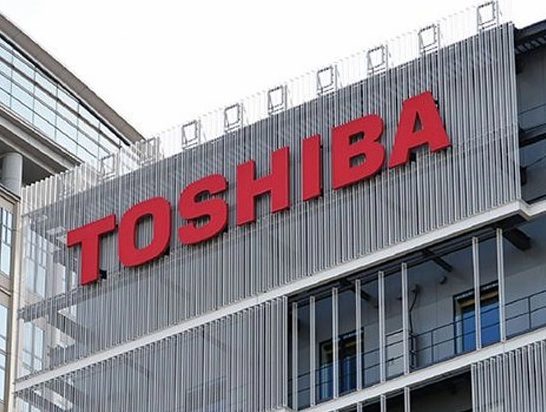 Toshiba của nước nào? Lịch sử và Dòng sản phẩm 2026 Tủ lạnh Toshiba với thiết kế hiện đại