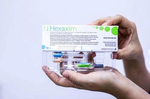 Hexaxim của nước nào? Nguồn gốc & Phân phối chi tiết 2026 Vắc xin Hexaxim 6 trong 1