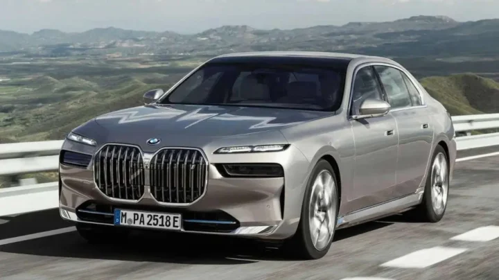BMW của nước nào? Lịch sử, sự phát triển và định vị thương hiệu Xe BMW phiên bản mới nhất